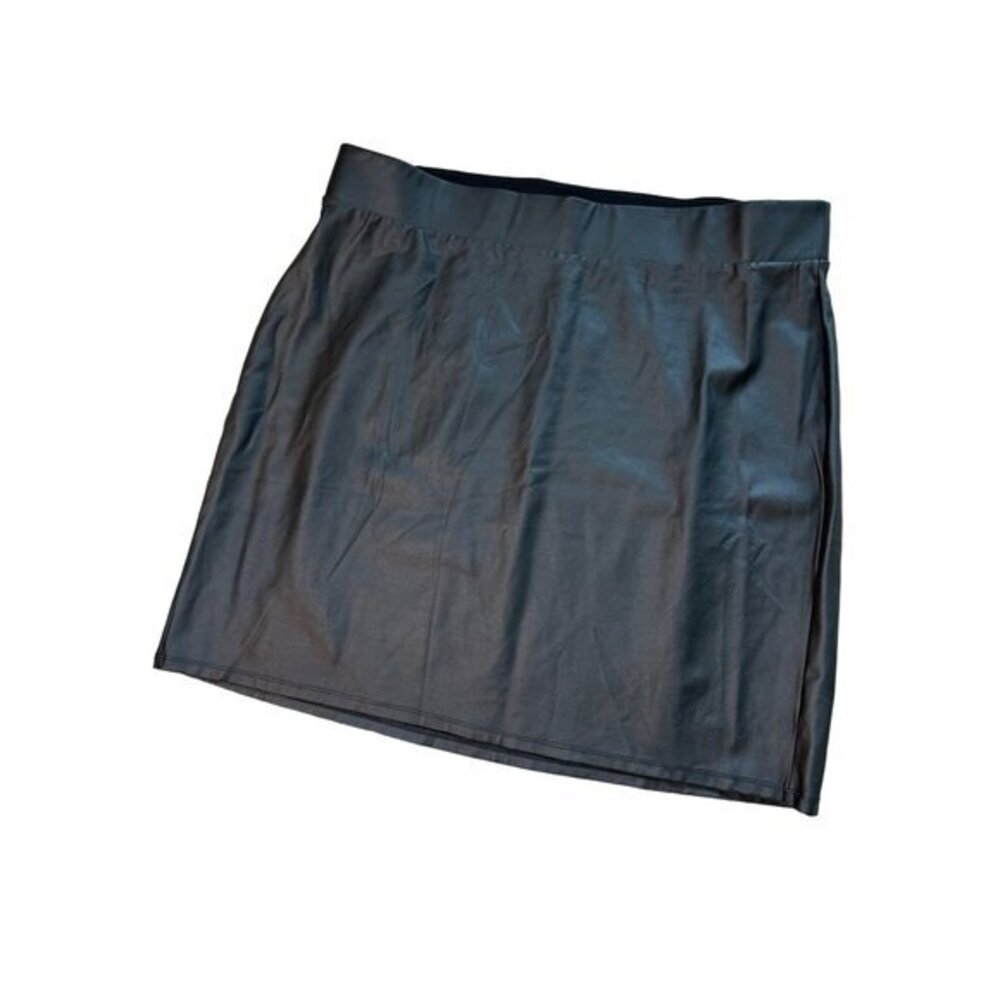 Torrid Skirt Size 2X Mini Studio Luxe Ponte High Waisted Skirt Coated Black NWT‎